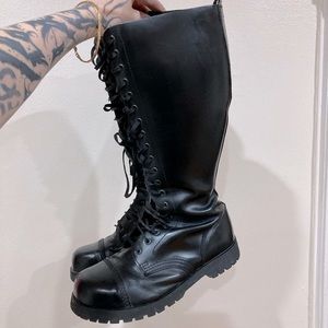 20 hole Combat Steel Toe Boots